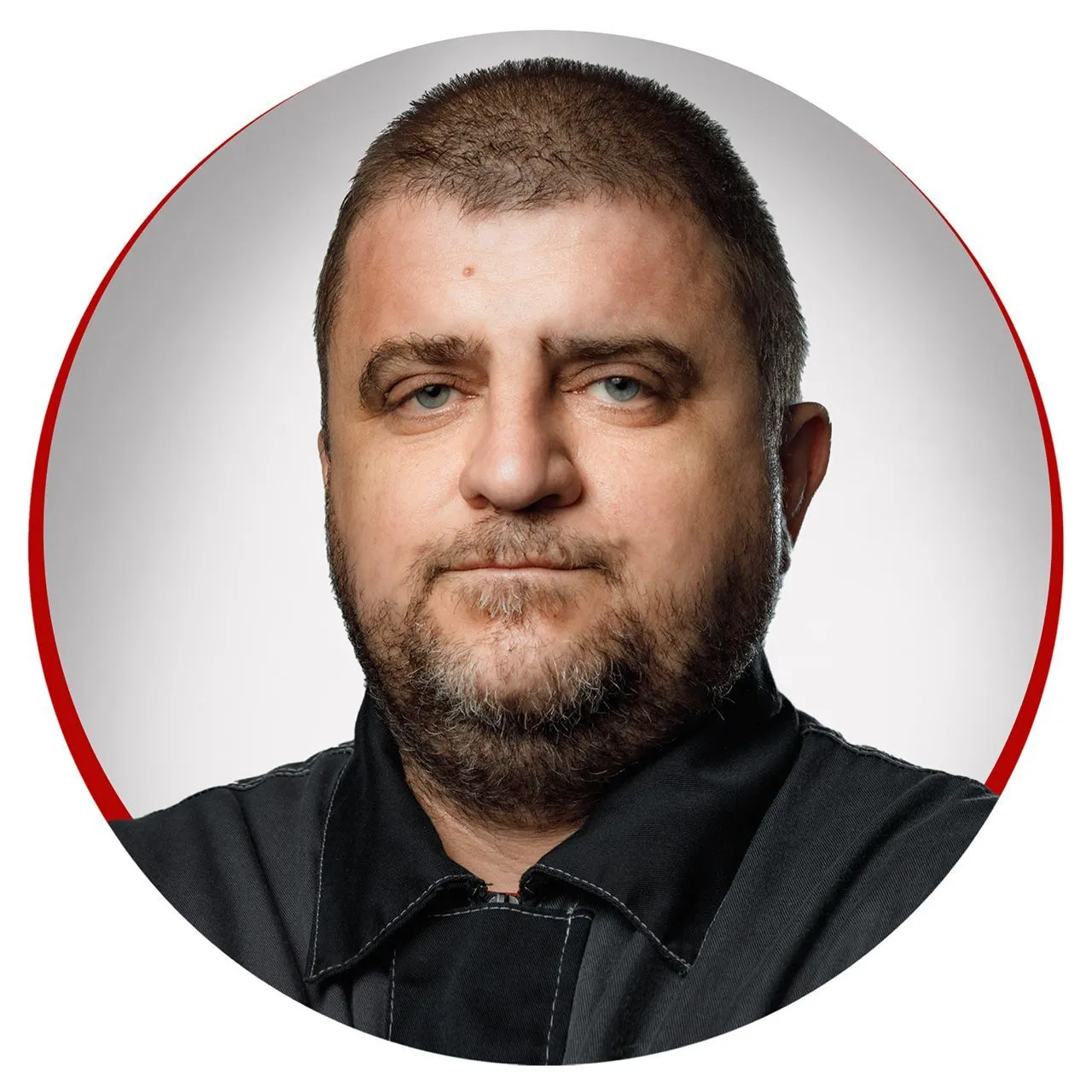 Иван, автослесарь