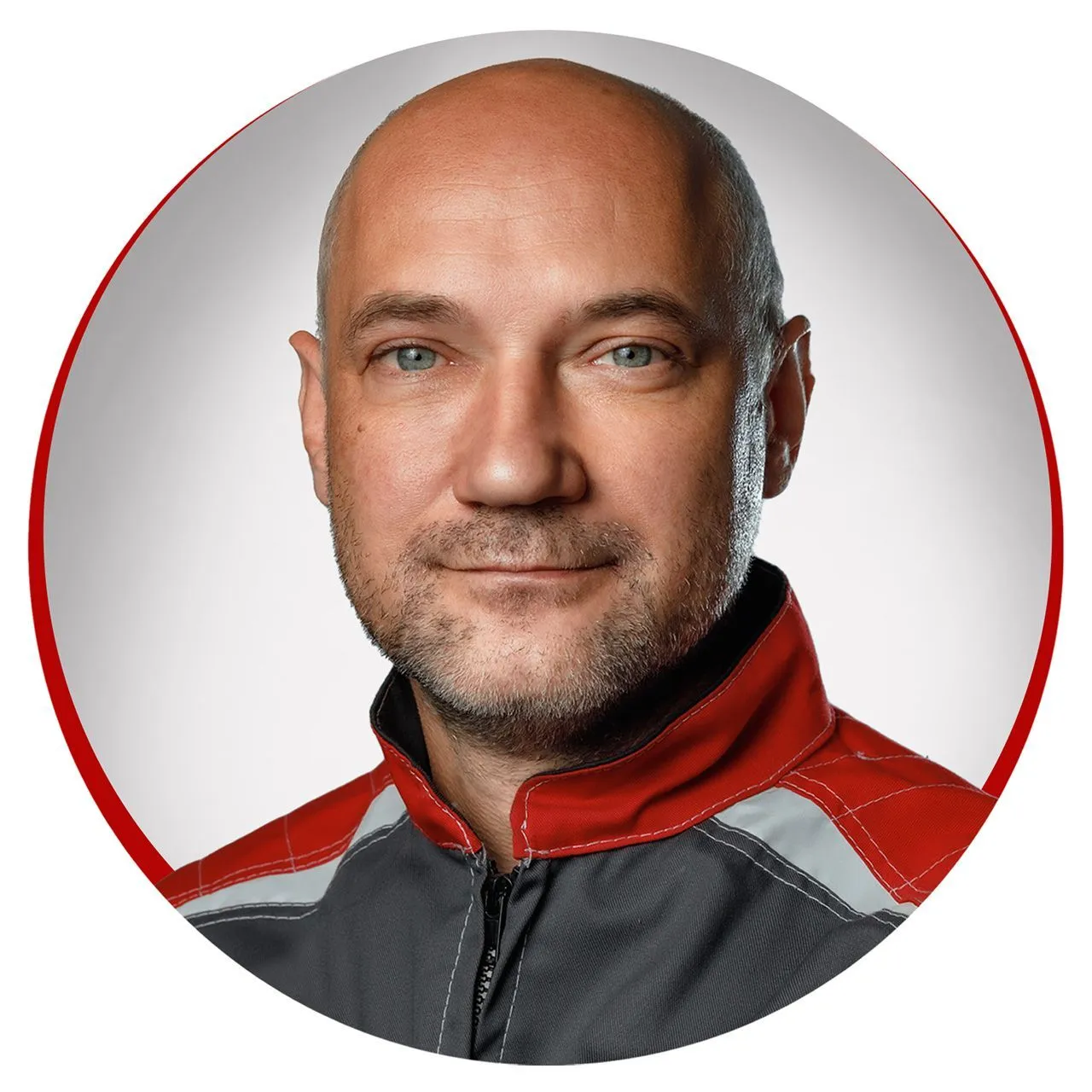 Сергей, мастер-приемщик